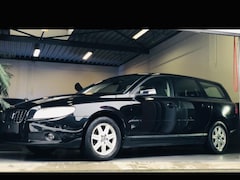 Volvo V70 - 2.0/ Cruise/ Half Leer/ Climate/ APK tot Dec 2026