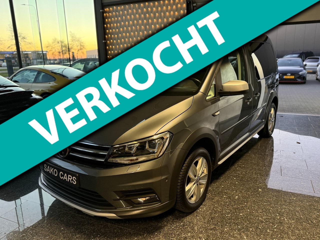 Volkswagen Caddy - 1.4 TSI Alltrack 2017 Handgeschakeld zeer nette staat!! - AutoWereld.nl