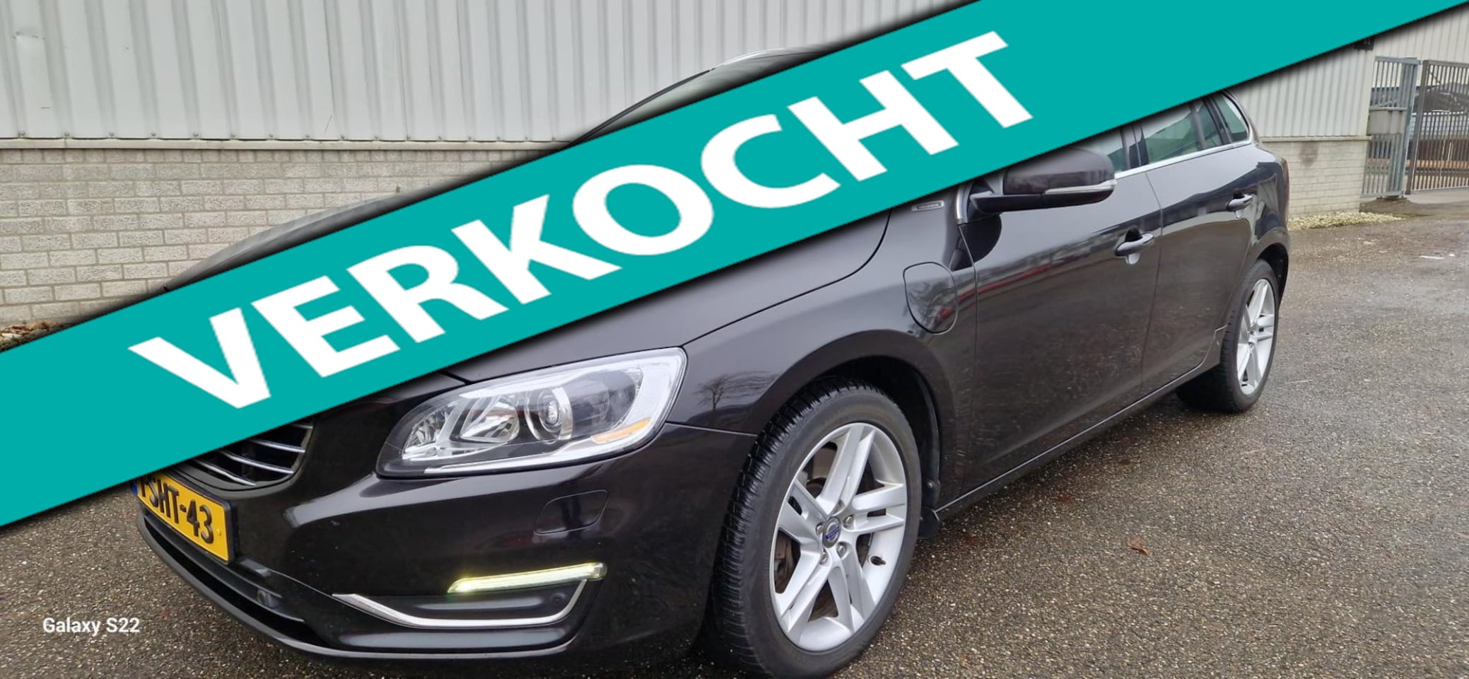 Volvo V60 - 2.4 D6 AWD Plug-In Hybrid Summum 2.4 D6 AWD Plug-In Hybrid Summum - AutoWereld.nl