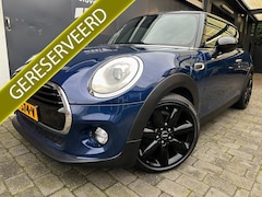 MINI Cooper - 1.5 Chili Business Automaat dubbel Pano | Navigatie | Xenon | 18 inch | Sportstoelen |