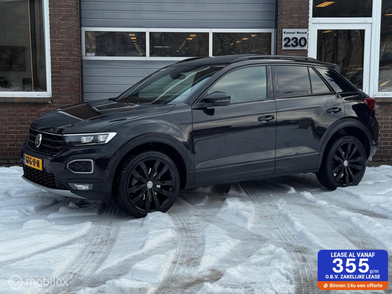 Volkswagen T-Roc - 1.5 TSI Sport DSG PANO/NAVI/CAM/LED/DCC - AutoWereld.nl