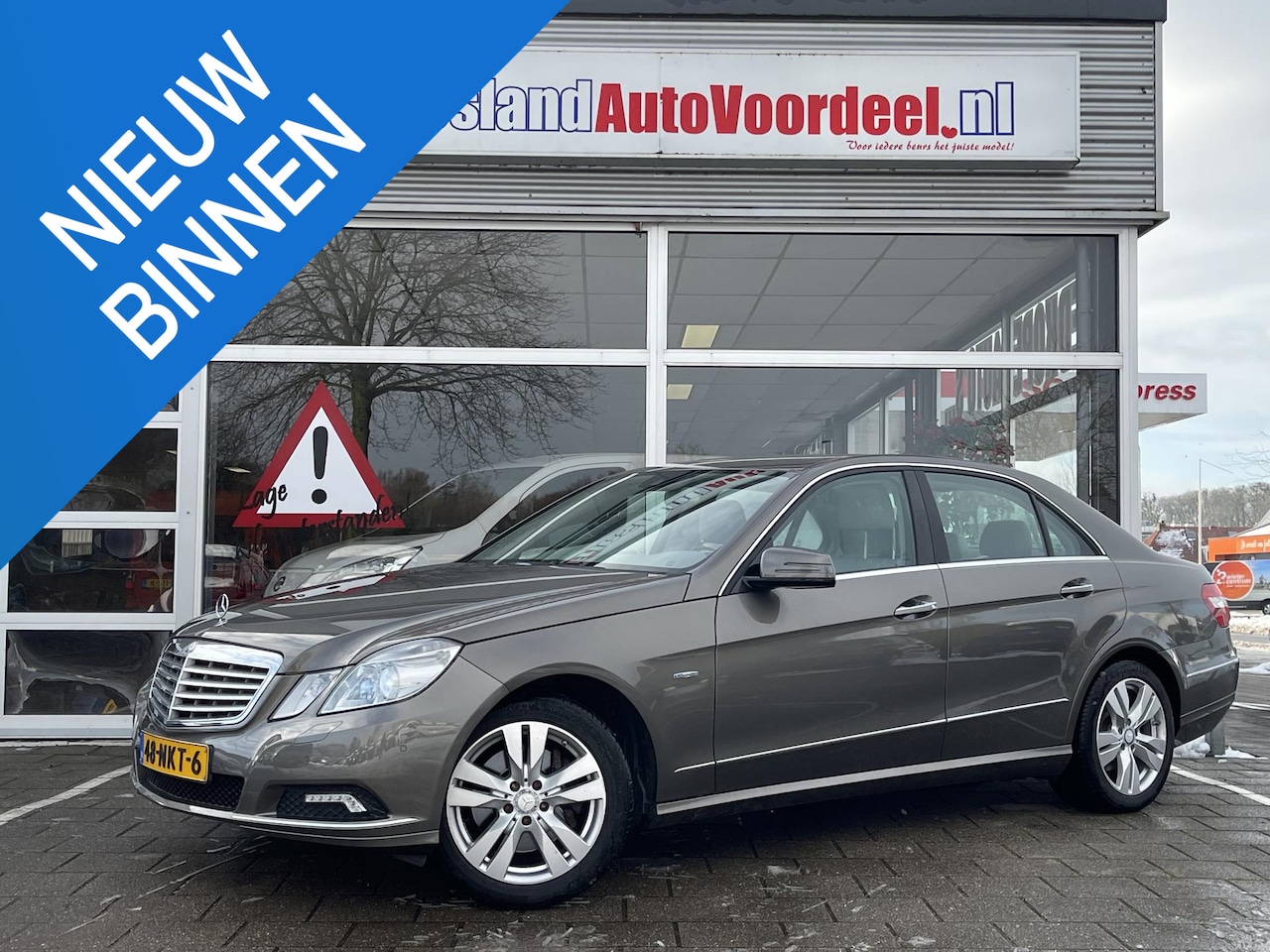 Mercedes-Benz E-klasse - 350 CGI Elegance /Automaat/Clima/Cruise/memory stoelen/stoel verw en koeling/ 104.823 km N - AutoWereld.nl