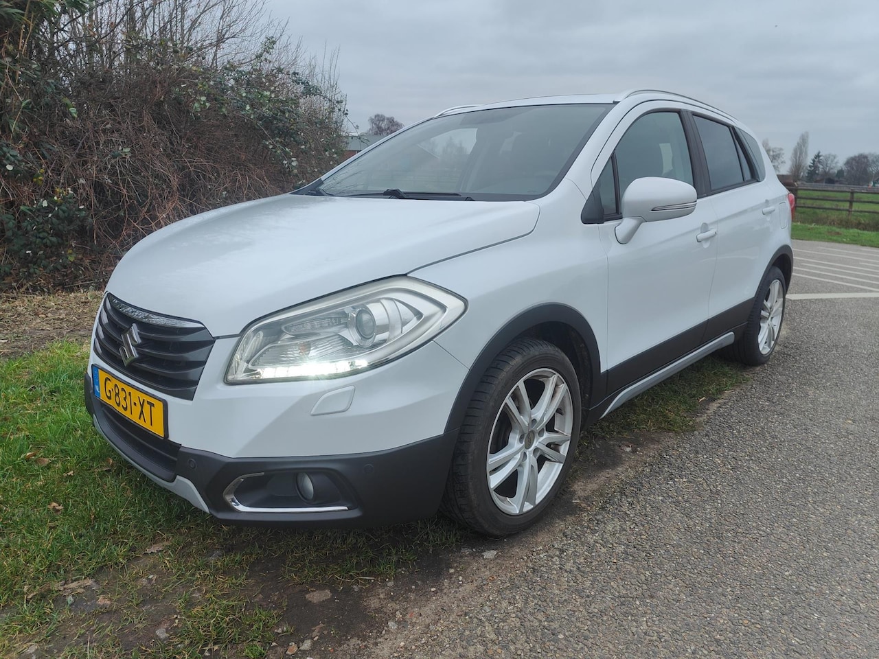 Suzuki SX4 S-Cross - 1.6 High Executive 1.6 High Executive - AutoWereld.nl