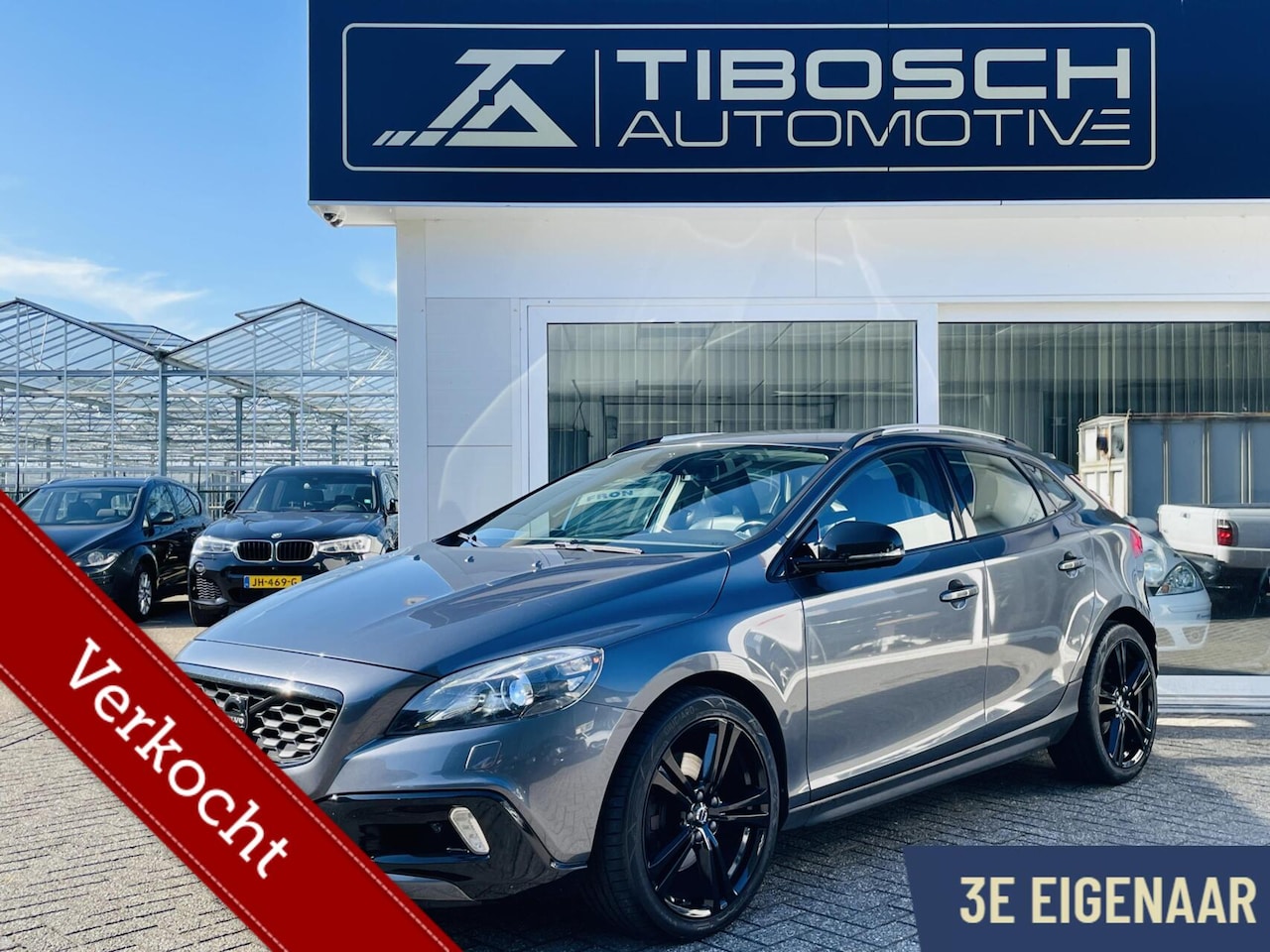 Volvo V40 Cross Country - 2.5 T5 AWD Summum 19” - AutoWereld.nl