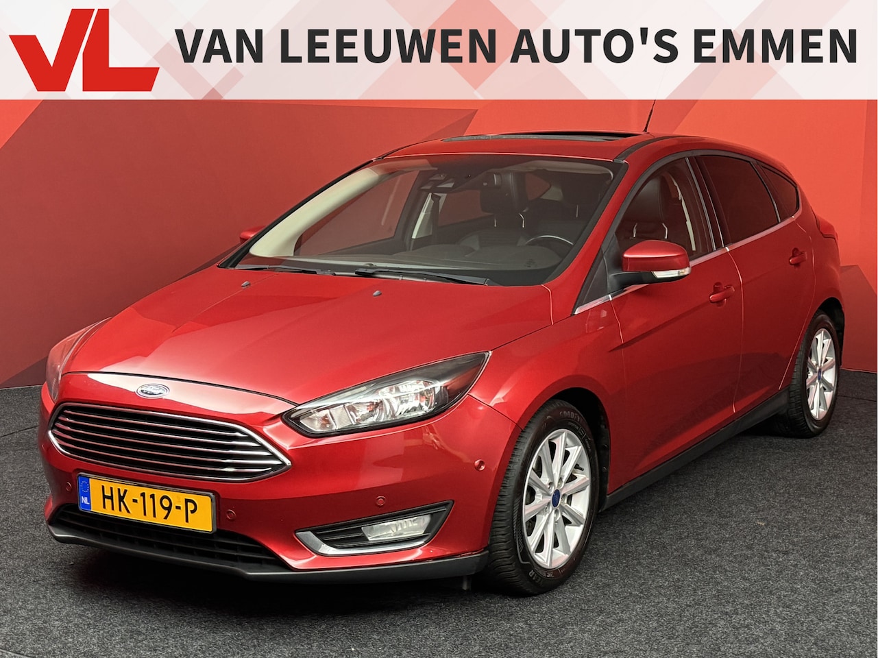 Ford Focus - 1.0 Titanium Edition | Airco (automatisch) | Cruise control | Voorstoelen verwarmd - AutoWereld.nl