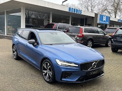 Volvo V60 - T8 Recharge AWD R-Design 360 Pano Keyless DAB HeadUp Harman Kardon