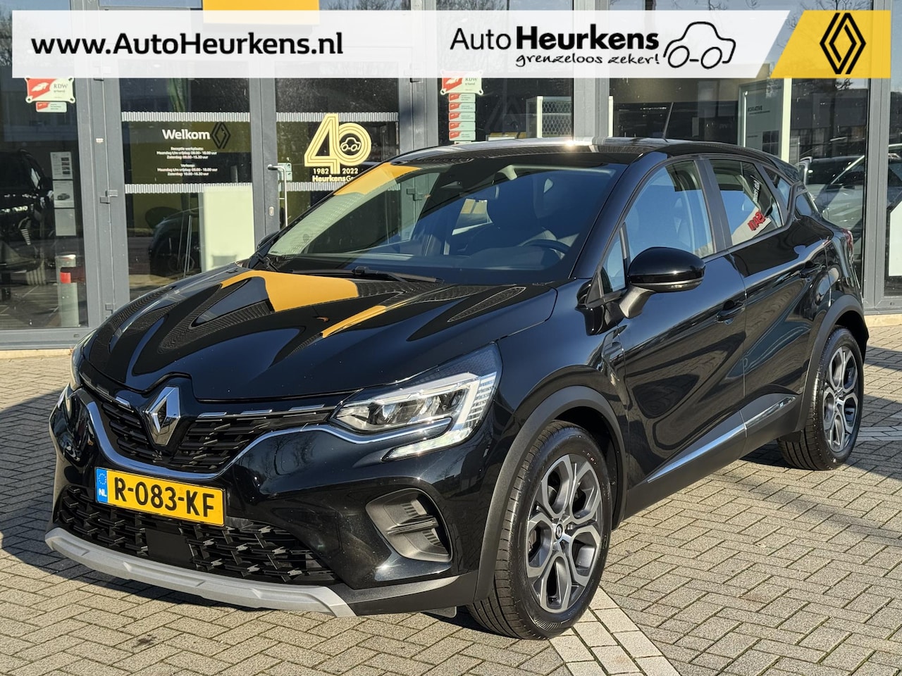 Renault Captur - TCe 90 Zen | Dealeronderhouden | 18'' Lm velgen - AutoWereld.nl