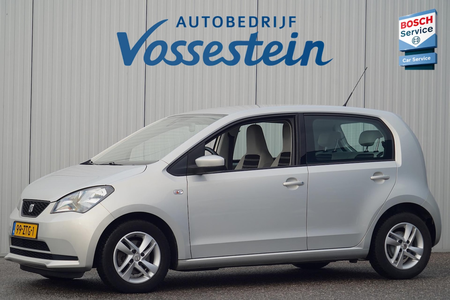 SEAT Mii - 1.0 Style Chic / NL-Auto / Nw distributie / Airco / Cruise Control / PDC Achter / 5-Deurs - AutoWereld.nl