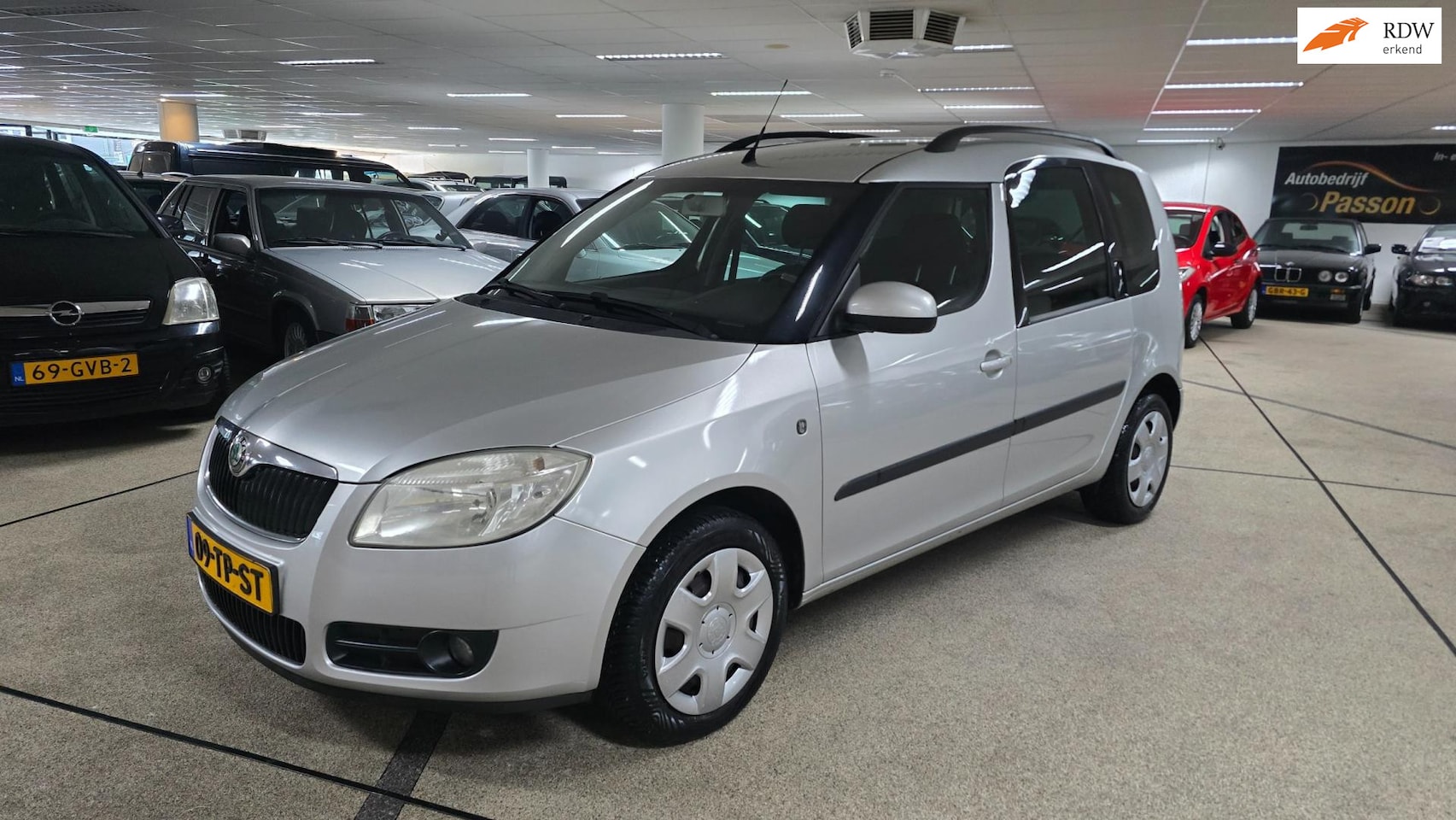 Skoda Roomster - 1.4-16V Style zeer nette auto - AutoWereld.nl