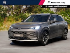 Volkswagen T-Roc - Life First Edition 1.5 eTSI 116 PK 7 versn. DSG · Achteruitrijcamera · Comfort Pakket ·