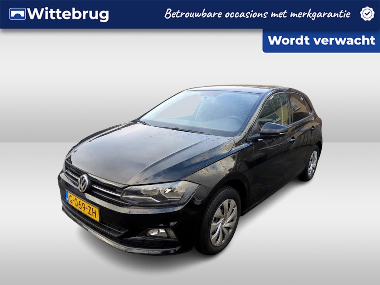 Volkswagen Polo - 1.0 MPI Comfortline Executive Navigatie / Parkeersensoren / Bluetooth / Airco / Cruise / A - AutoWereld.nl