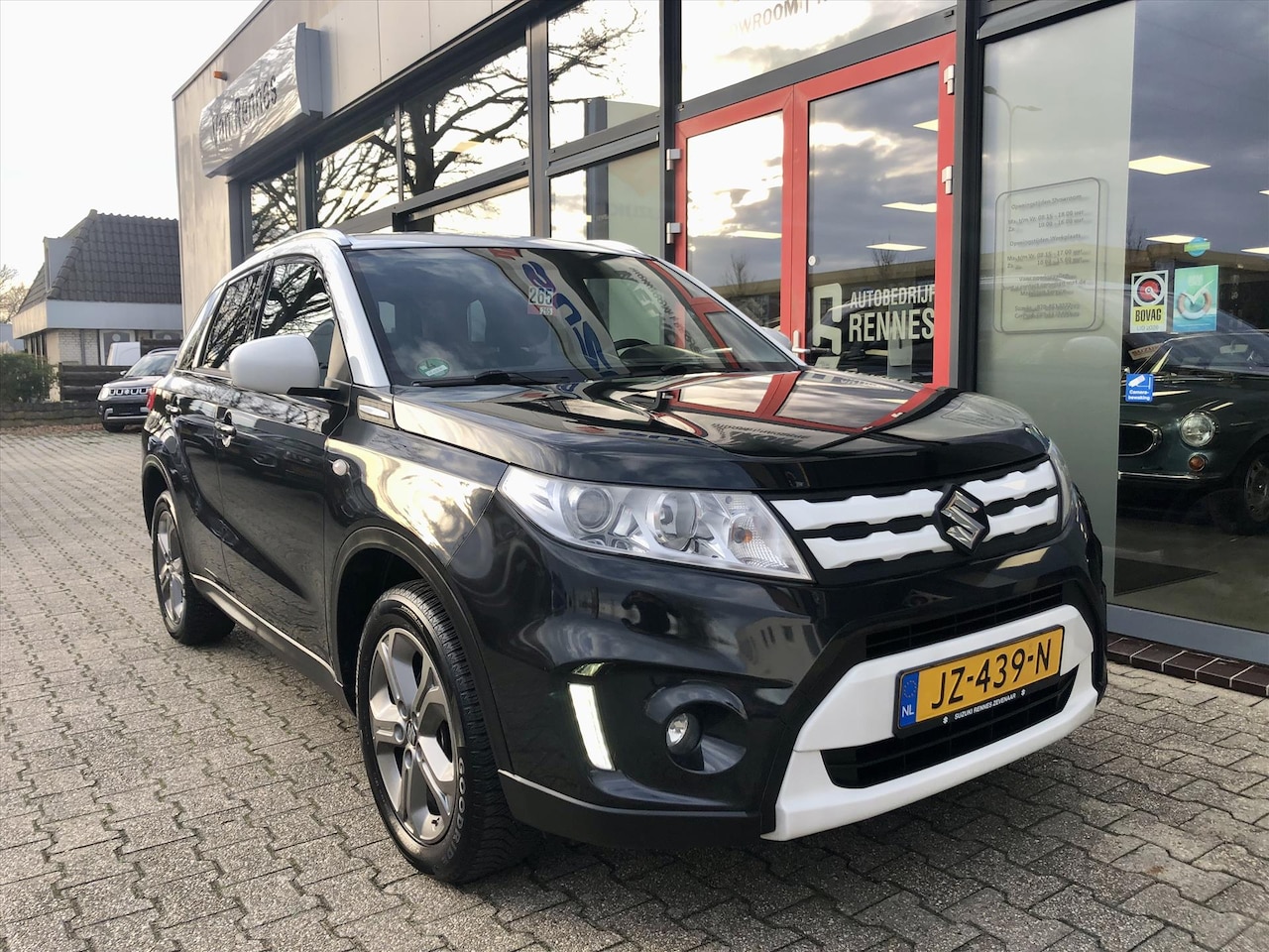 Suzuki Vitara - 1.6 VVT 120pk Exclusive,Trekhaak, (RIJKLAARPRIJS) - AutoWereld.nl