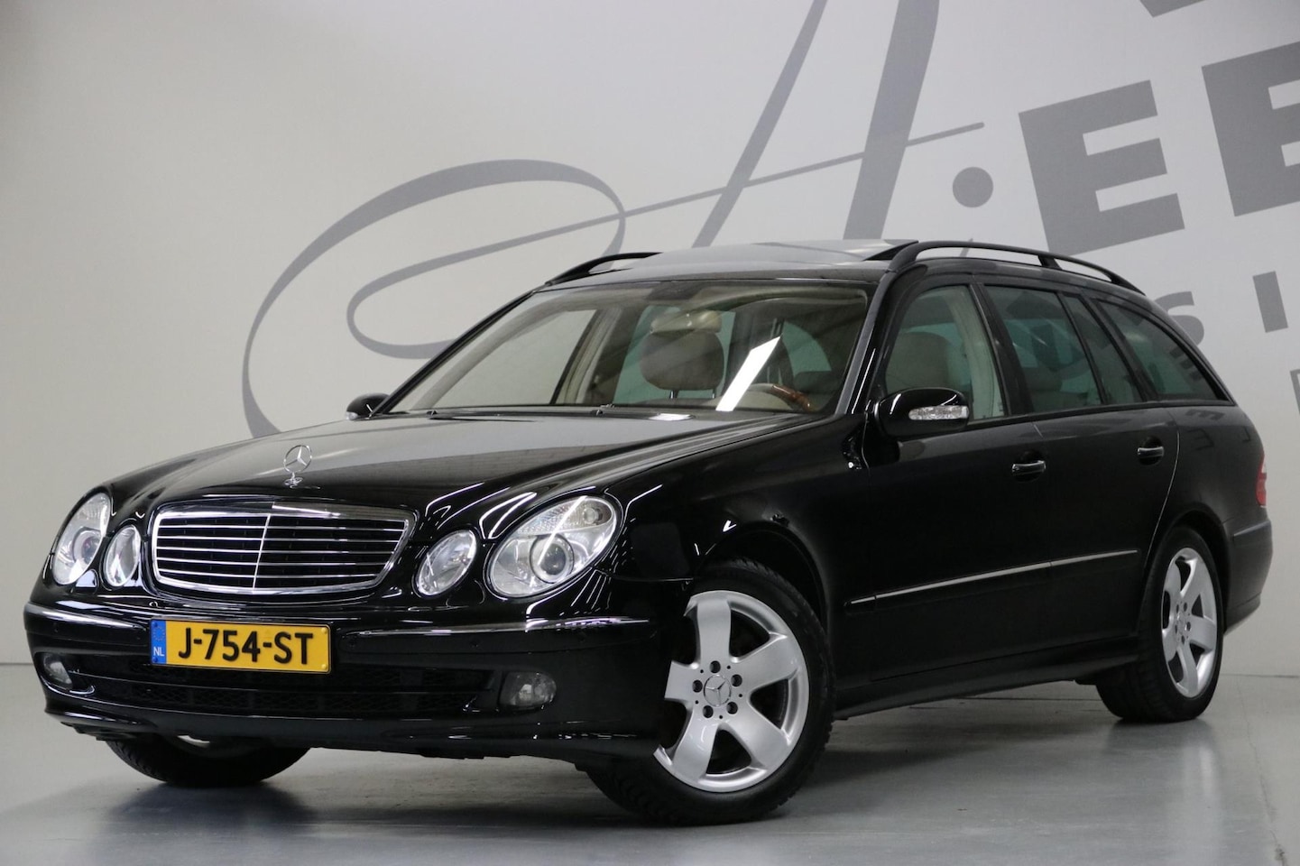 Mercedes-Benz E-klasse Combi - 500 Elegance 4-Matic/ 7 persoons!/ Schuifdak/ Harman Kardon - AutoWereld.nl
