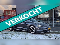 Porsche Taycan Cross Turismo - 4 93 kWh | NAP | 1e eigenaar | Sportschrono | PLDS+ | Alcantara stuurwiel | Pano | Luchtve