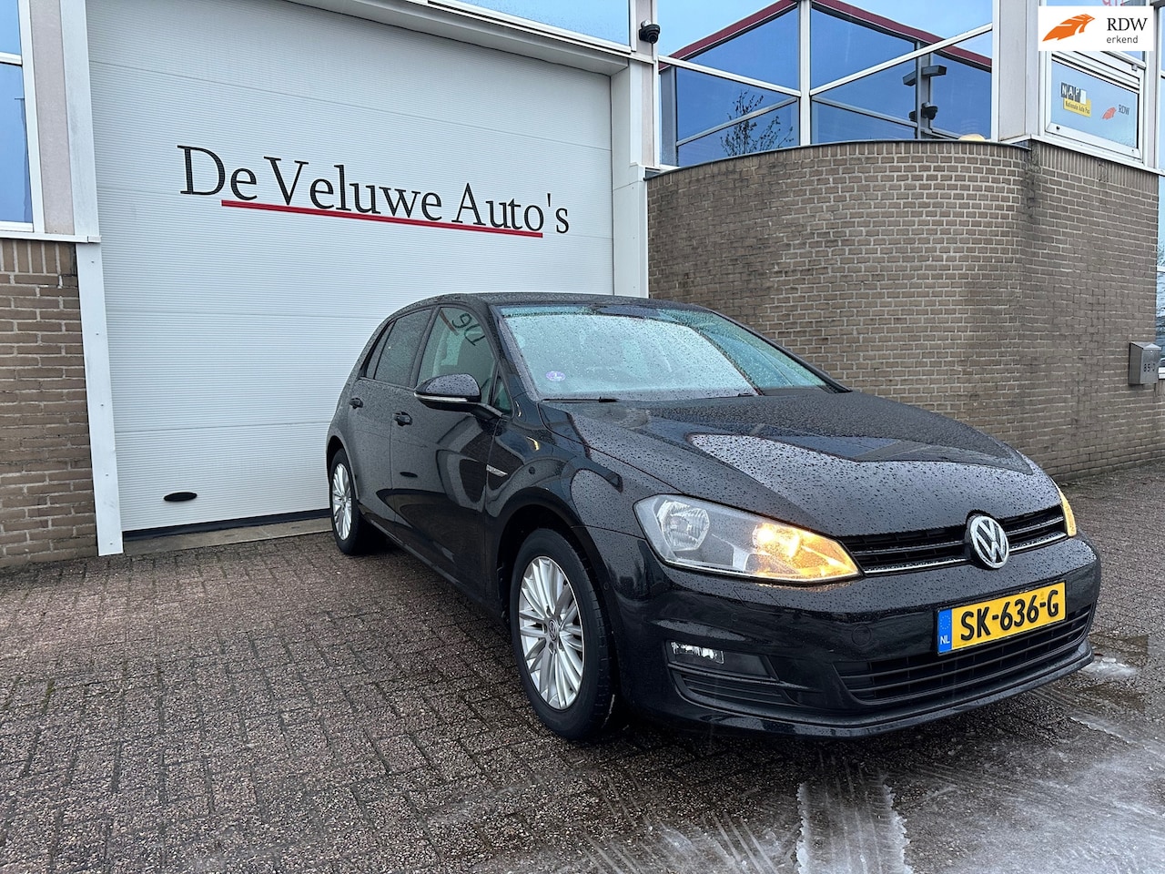 Volkswagen Golf - 1.2 TSI Easyline|PDC|Bluetooth|Trkhk|Climate - AutoWereld.nl