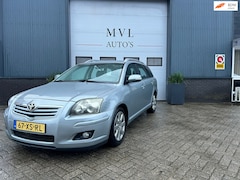 Toyota Avensis Wagon - 1.8 VVTi Luna Business