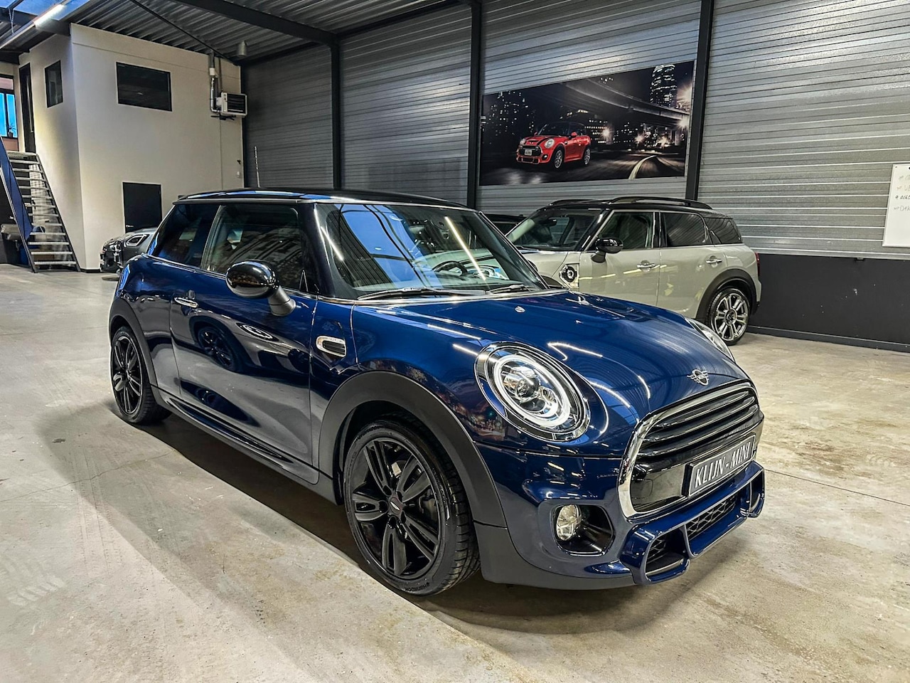 MINI John Cooper Works - Mini 1.5 Cooper automaat/NL auto/Navi/Led/Facelift - AutoWereld.nl
