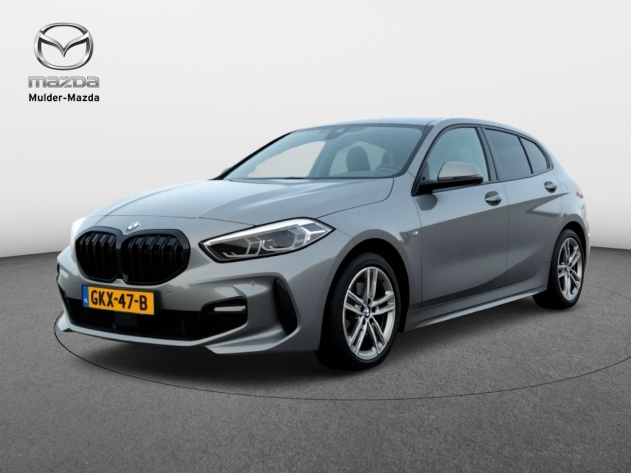 BMW 1-serie - 118i M-pakket Aut | Privacy glass - AutoWereld.nl