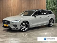 Volvo V60 - B4 Plus Dark Trekhaak | Schuifdak | Adaptieve Cruise Control | Stoelverwarming voor+achter