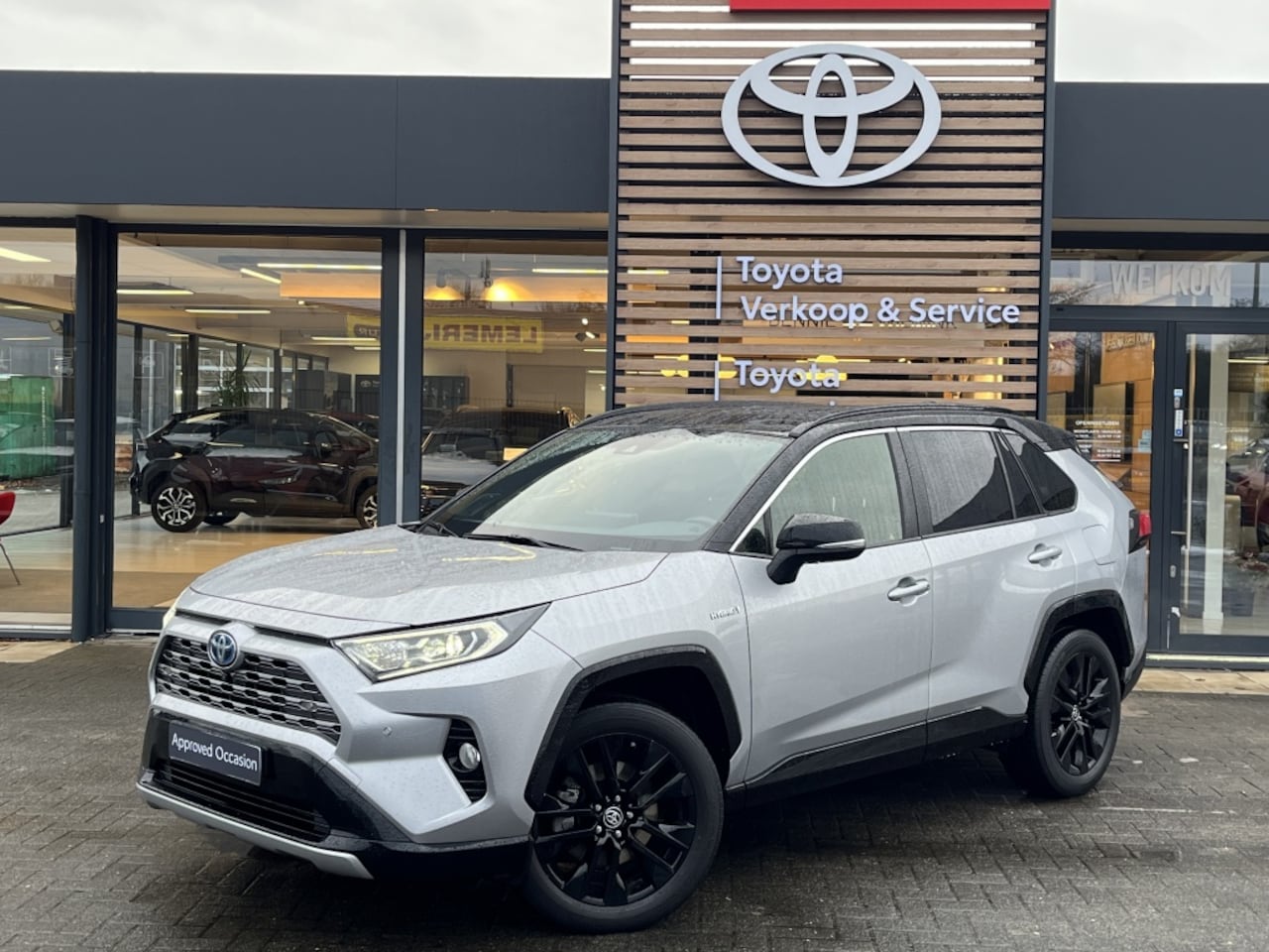 Toyota RAV4 - 2.5 Hybrid Bi-Tone | Trekhaak | Blindspot | JBL | Navigatie | - AutoWereld.nl