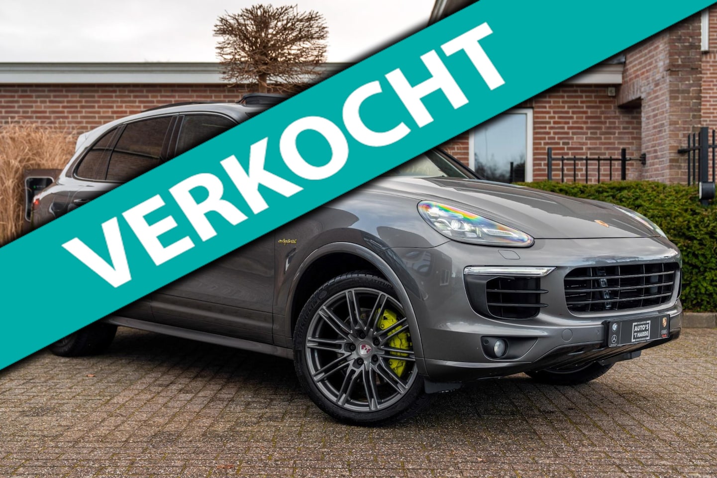 Porsche Cayenne - 3.0 S E-Hybrid Platinum Edition 416 PK Pano Trekhaak 21'' - AutoWereld.nl