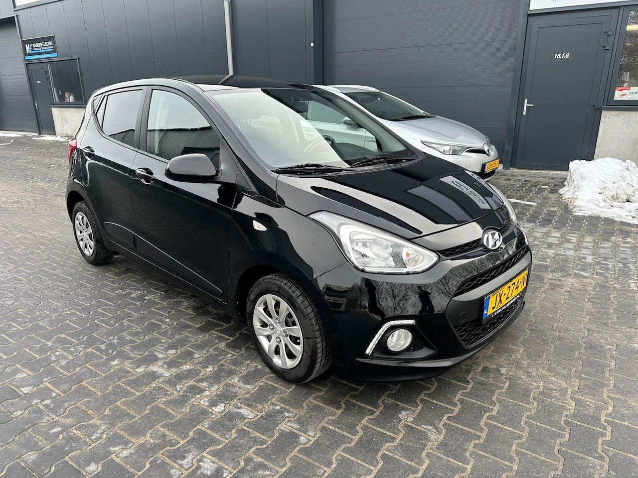 Hyundai i10 - 1.0i i-Motion Go! 2016 1.0i i-Motion Go! 2016 - AutoWereld.nl