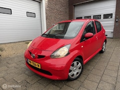 Toyota Aygo - 1.0-12V +