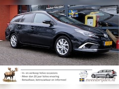 Toyota Auris Touring Sports - 1.8 Hybrid, 1/2 leer, panodak, parkeercamera, stoelverwarming