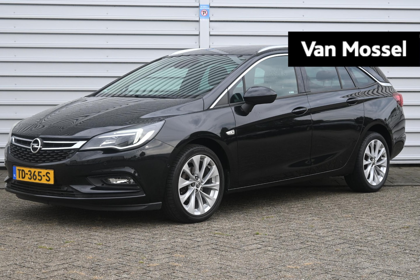 Opel Astra Sports Tourer - 1.4 Innovation | Navigatie | Climate Control | Parkeercamera | Apple Car Play / Android Au - AutoWereld.nl