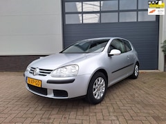 Volkswagen Golf - |1.6 FSI Comfortline | Airco | Leuke auto | Cruise control |