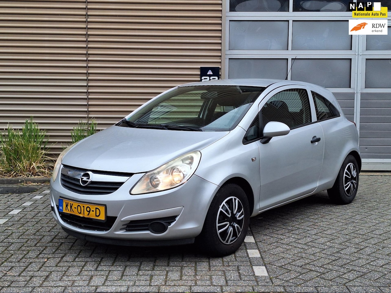 Opel Corsa - | 1.0-12V Business | Distributieketting op 31-05-2024 vervangen | Airco | - AutoWereld.nl