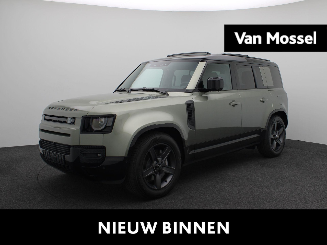Land Rover Defender 110 - 2.0 P300e X-Dynamic SE - AutoWereld.nl
