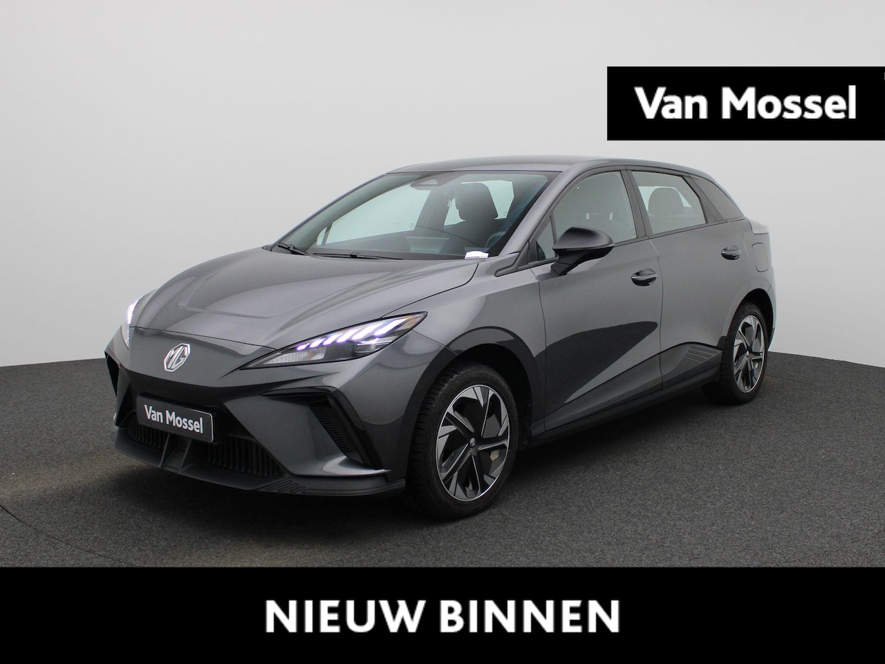 MG MG4 - 51 kWh Standard | WLTP 350 KM | 17"LMV | AppleCarPlay/Android Auto | PDC | ACC | Led Ve - AutoWereld.nl