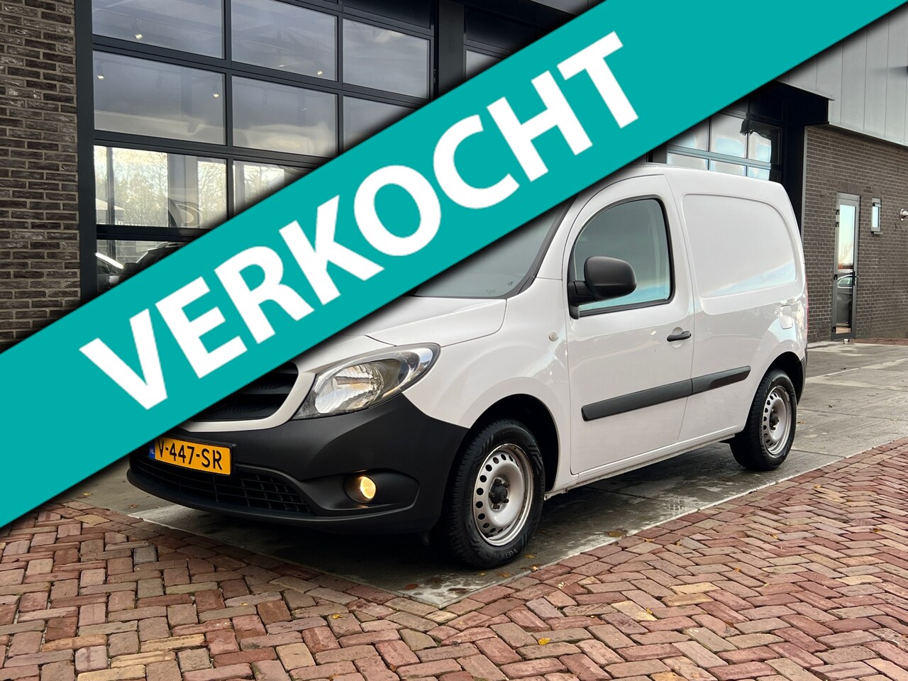 Mercedes-Benz Citan - 108 CDI BlueEFFICIENCY 62.000 KM! | Airco | Navi | - AutoWereld.nl