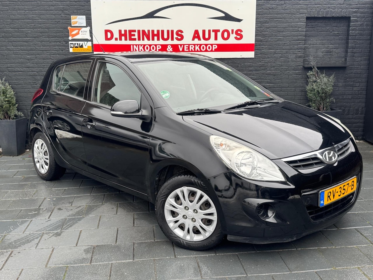 Hyundai i20 - 1.2i Business Edition 5drs|APK Nieuw|Airco - AutoWereld.nl