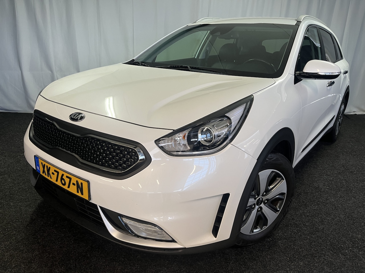 Kia Niro - 1.6 GDi Hybrid DynamicPlusLine ECC/APPLE/ADAPTIVE/STOELVERW./CAMERA - AutoWereld.nl