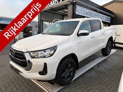 Toyota HiLux - 2.4 D-4D Double Cab Challenger VAN Automaat | Trekhaak