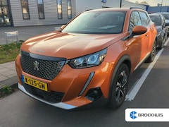 Peugeot 2008 - 1.2 PureTech Allure | Navigatie | Camera | 3D Instrumentenpaneel | Apple carplay | Trekhaa