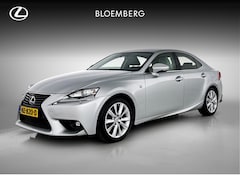 Lexus IS - 300h 25th Edition | Dealer Onderhouden | Navigatie | Stoelverwarming |
