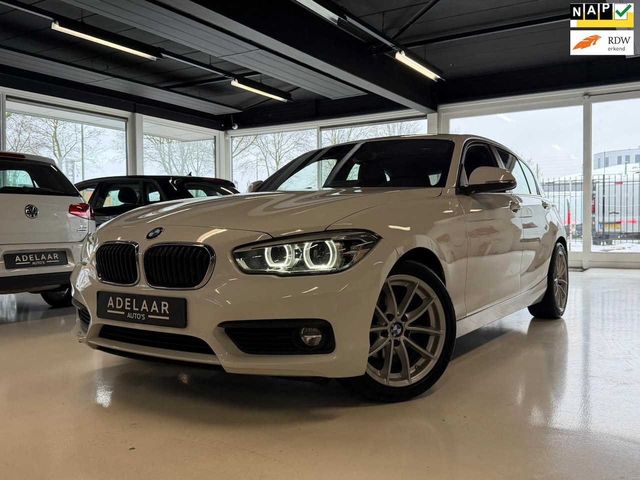 BMW 1-serie - 116d EDE Executive APPLE CARPLAY, CAMERA, XENON - AutoWereld.nl