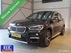 BMW X1 - sDrive20i Orange Edition III|Panoramadak|Leder|Camera|el achterklep|Stoelverwarming