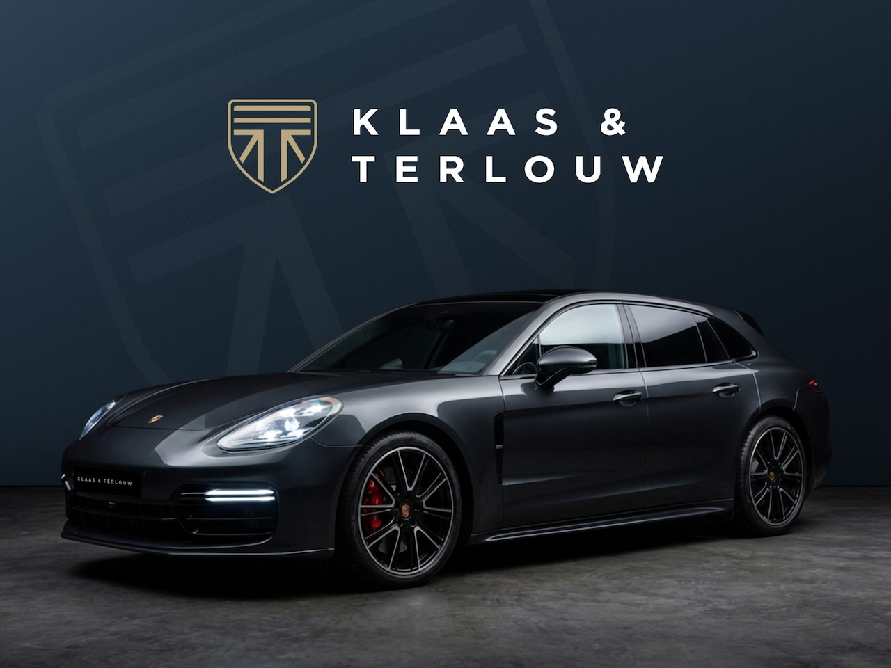 Porsche Panamera Sport Turismo - 4.0 GTS | Sport Chrono | Schuifkanteldak | Luchtvering - AutoWereld.nl