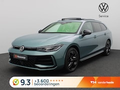 Volkswagen Passat Variant - 1.5 eHybrid R-Line Edition 272PK DSG Black Style, Pano-Schuifdak, Trekhaak, Lederen Bekled