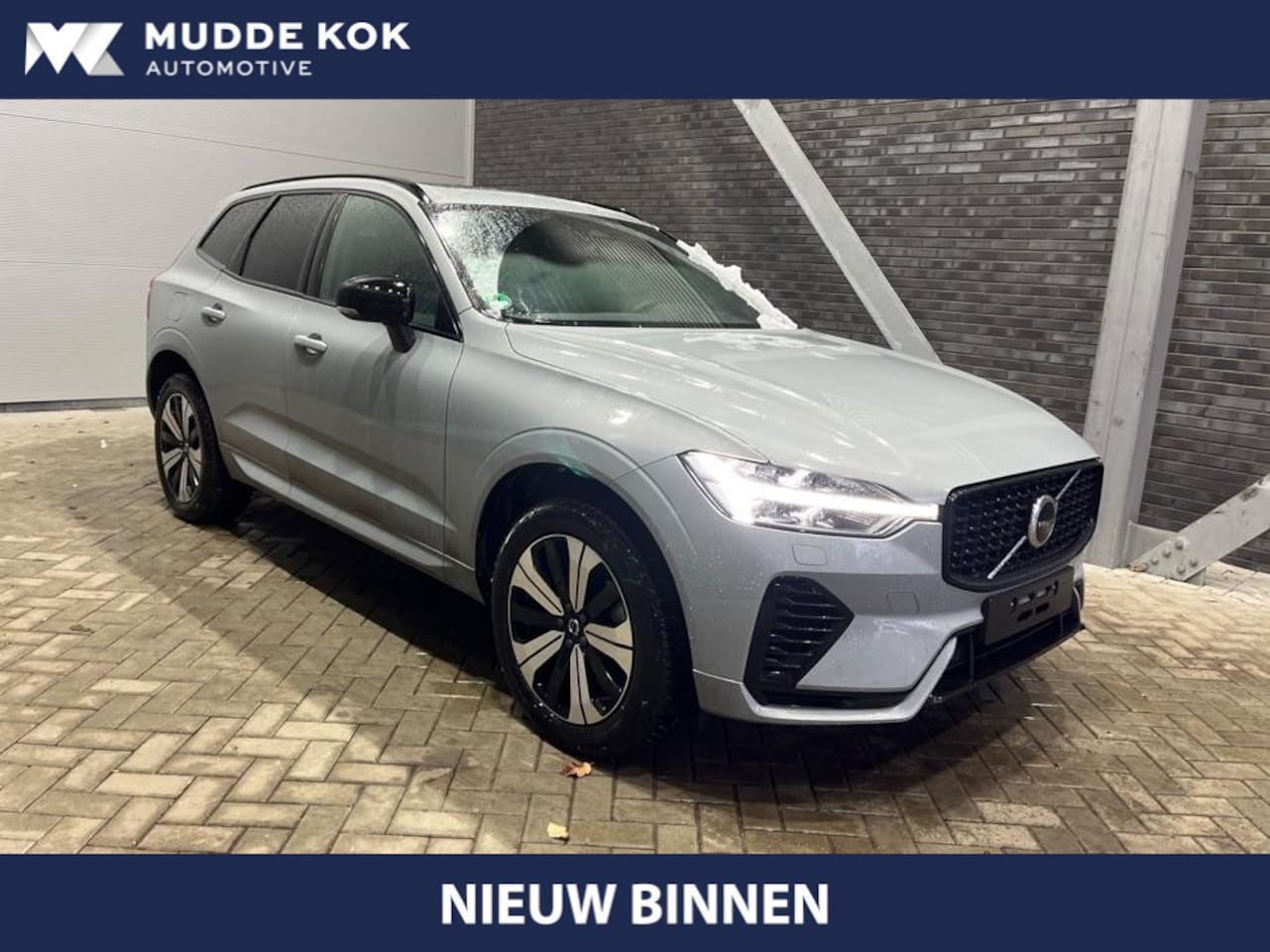 Volvo XC60 - T6 Plug-in hybrid Plus Dark | Trekhaak | Panoramadak | ACC | Stoel+Stuurverwarming | BLIS - AutoWereld.nl