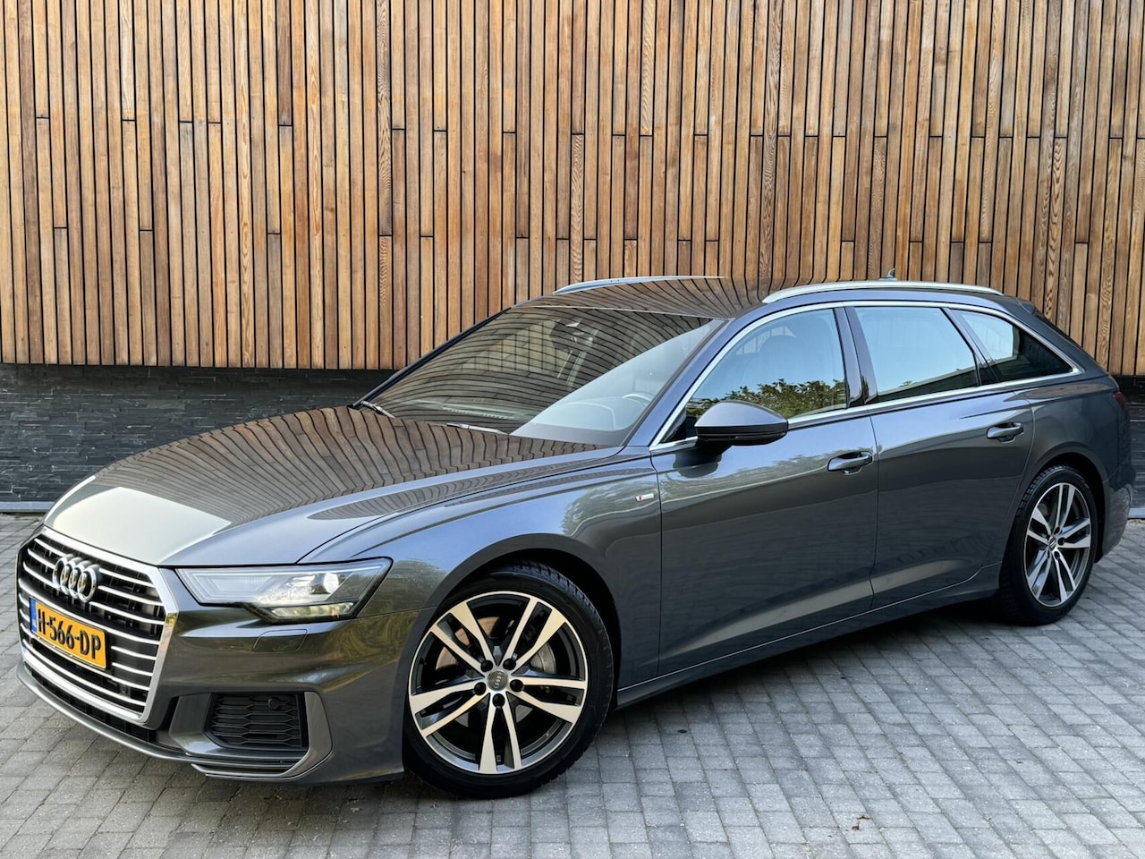 Audi A6 Avant - 45 TFSI S edition Automaat | Navigatiesysteem | LED verlichting | Parkeersensoren voor en - AutoWereld.nl