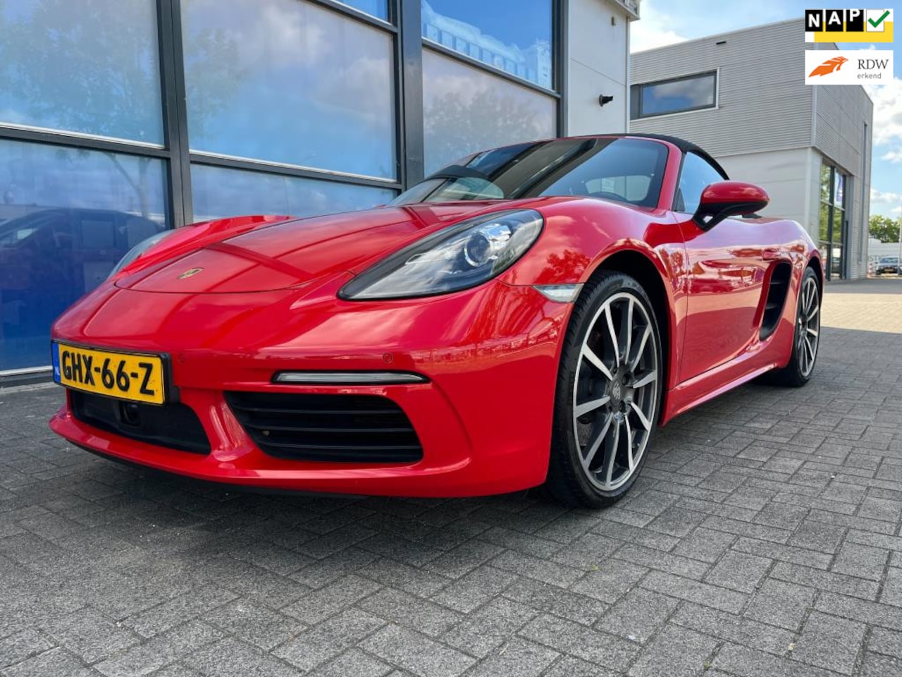Porsche 718 Boxster - 2.0 1 jaar volledige approved Garantie - AutoWereld.nl