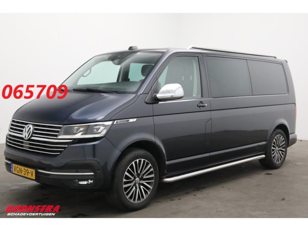 Volkswagen Transporter - T6.1 2.0 TDI 200 PK DSG Bulli DoKa LED ACC Virtual Navi Camera AHK - AutoWereld.nl