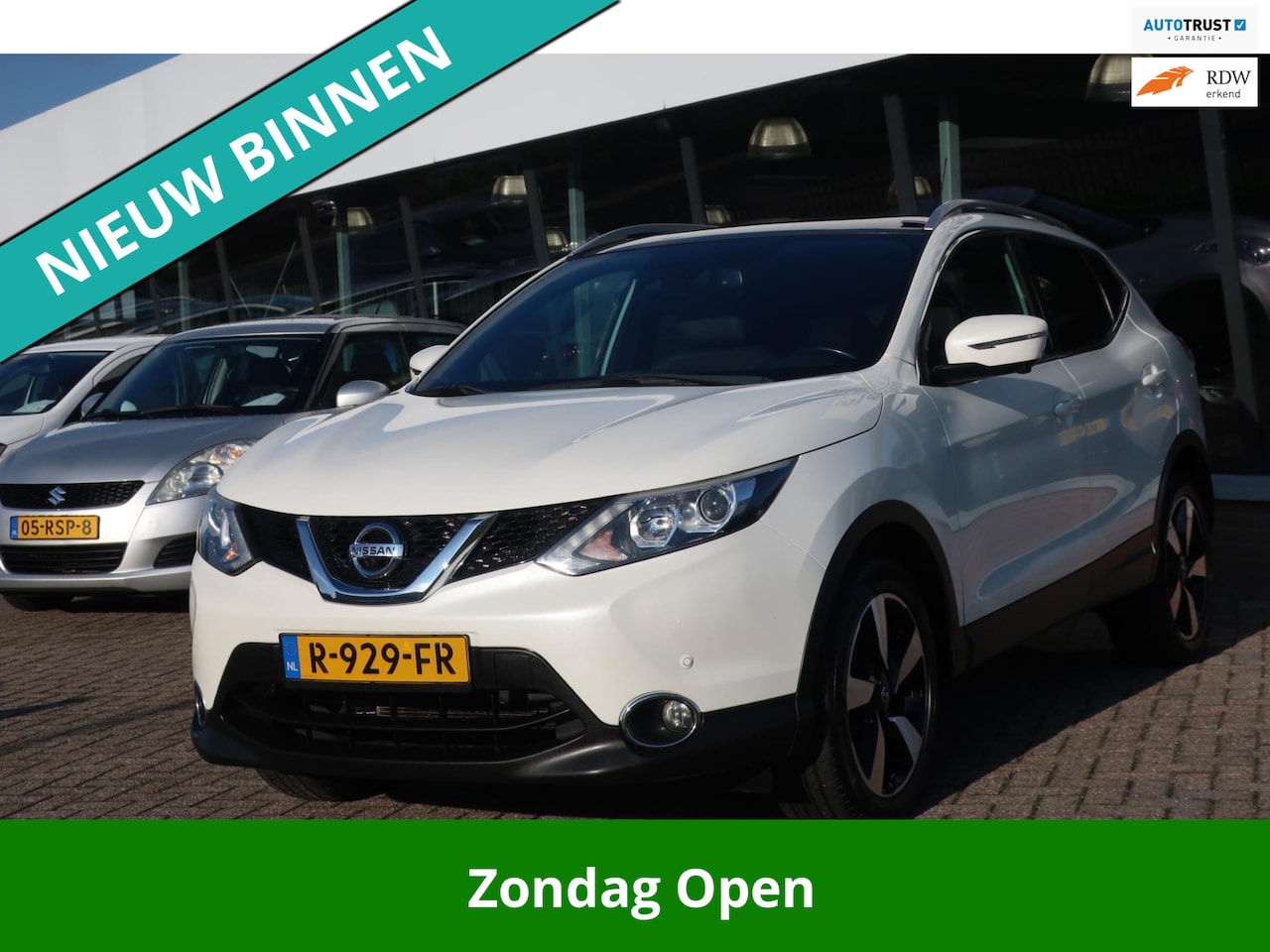 Nissan Qashqai - 1.2 N-Connecta LED_PANO_360 CAM_KEYLESS_18-INCH. - AutoWereld.nl