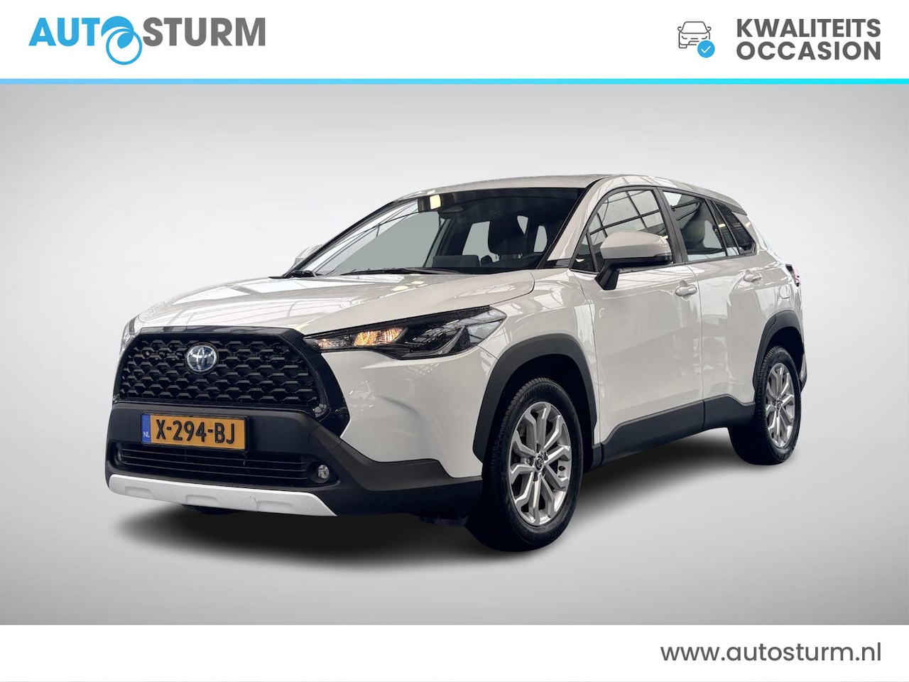 Toyota Corolla Cross - 2.0 High Power Hybrid Active NL-Auto, Stuur- + Stoelverwarming! - AutoWereld.nl