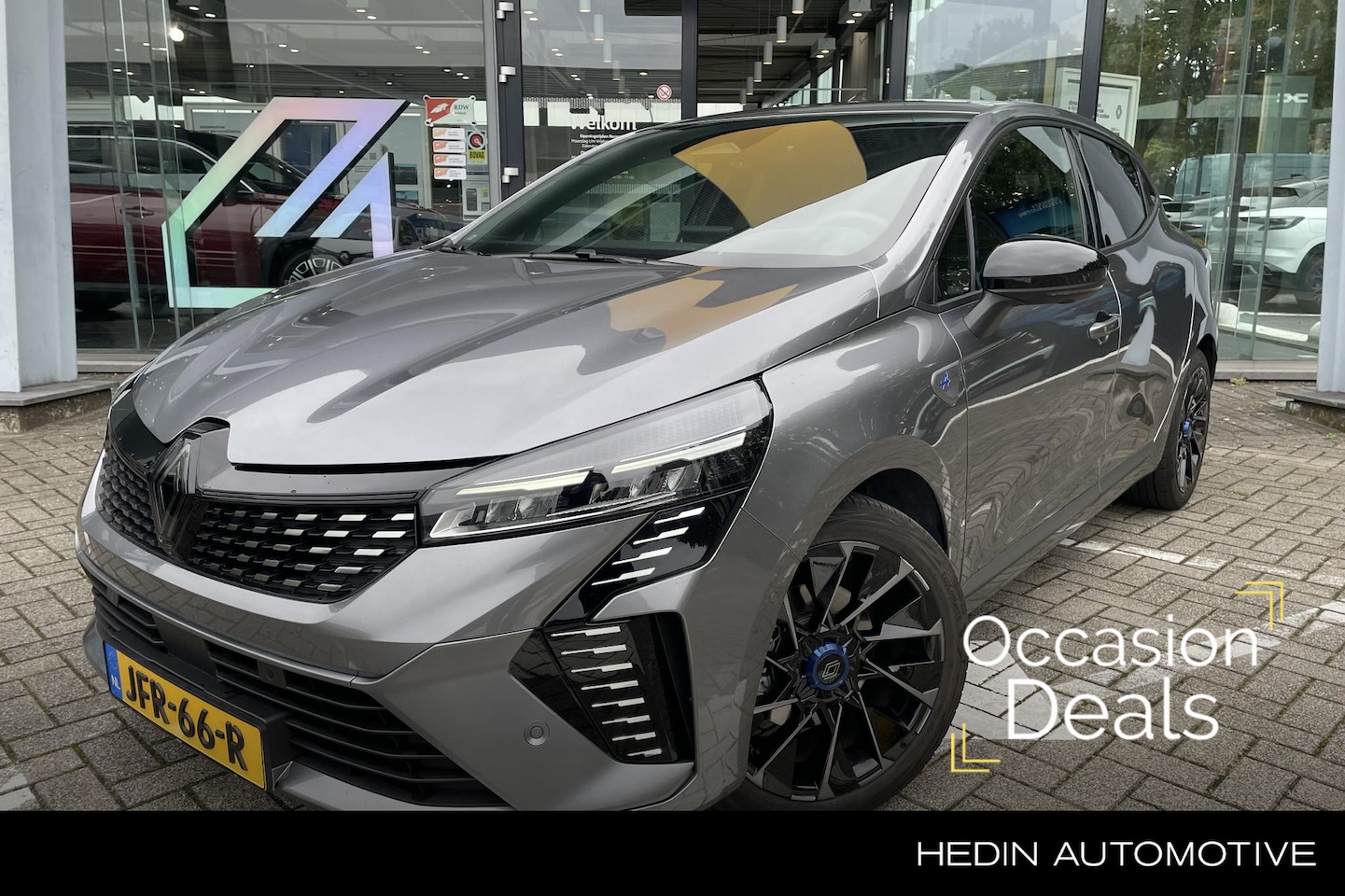 Renault Clio - 1.6 E-Tech Full Hybrid 145PK esprit Alpine AUTOMAAT | CAMERA | KEYLESS | 17INCH LICHTMETAA - AutoWereld.nl